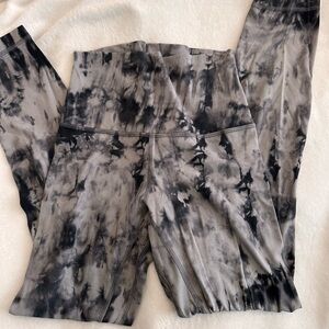 Tie-Dye High-Waisted Leggings